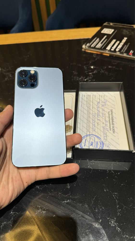 iPhone 12 pro 128 с документами