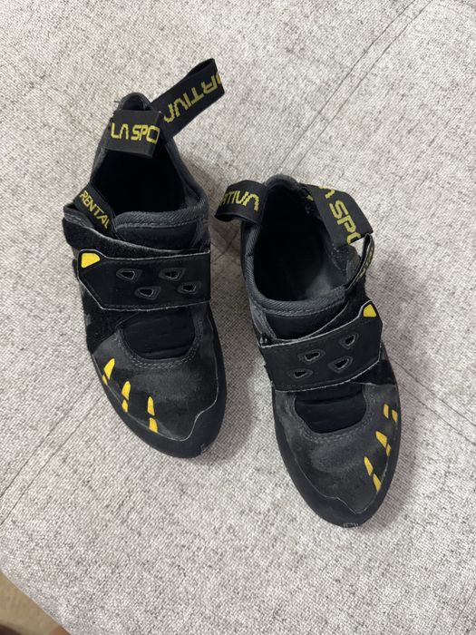 Продам детские скальники La Sportiva.