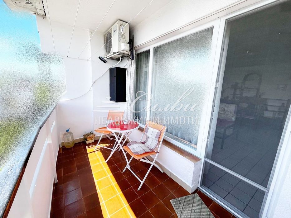 Тристаен апартамент - кв. Тракия!