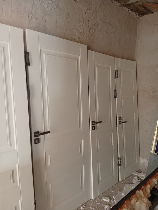 Продается дверь и межкомнатные двери