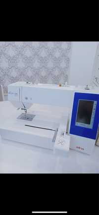 Швейно вышивальная машинка
