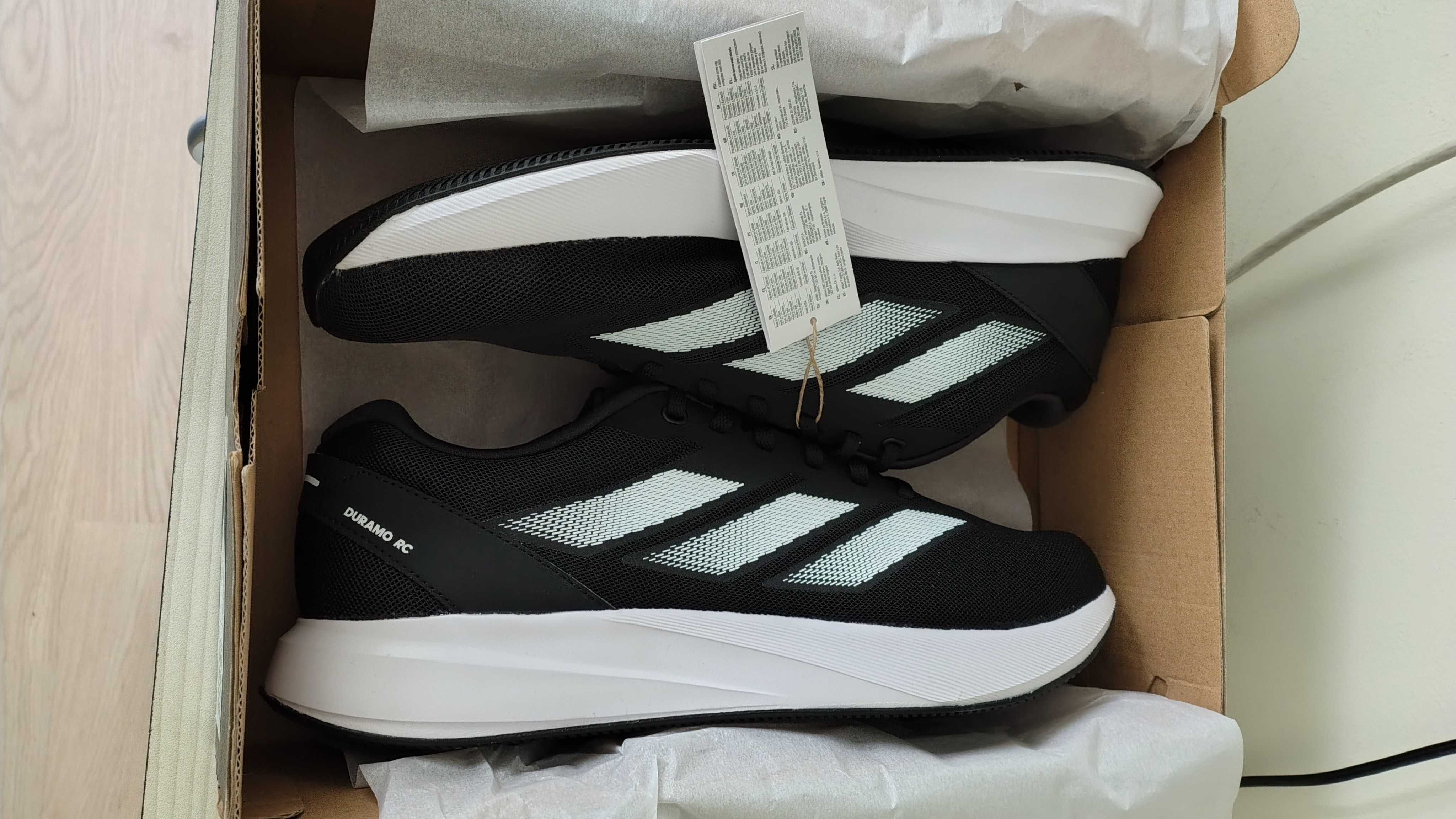 Мъжки маратонки Adidas номер 49 1/3, стелка 32см НОВИ!