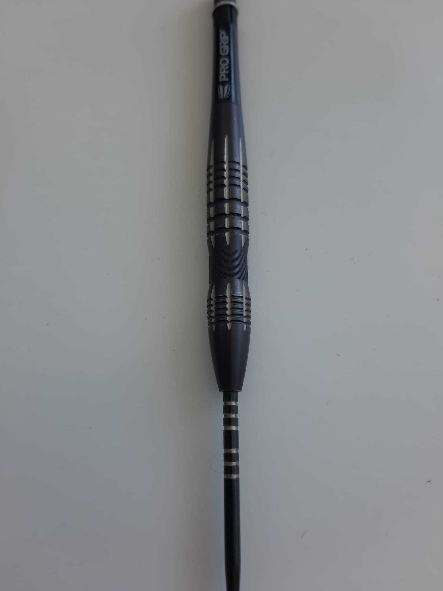 Sageti Profesionale de Darts - Target steel Power 8Zero black titanium