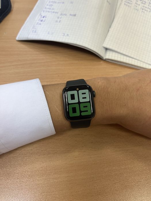 apple watch SE 40mm