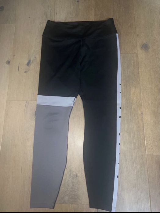 Colanti de la Nike