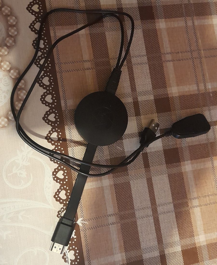 Vând urgent adaptor HDMI