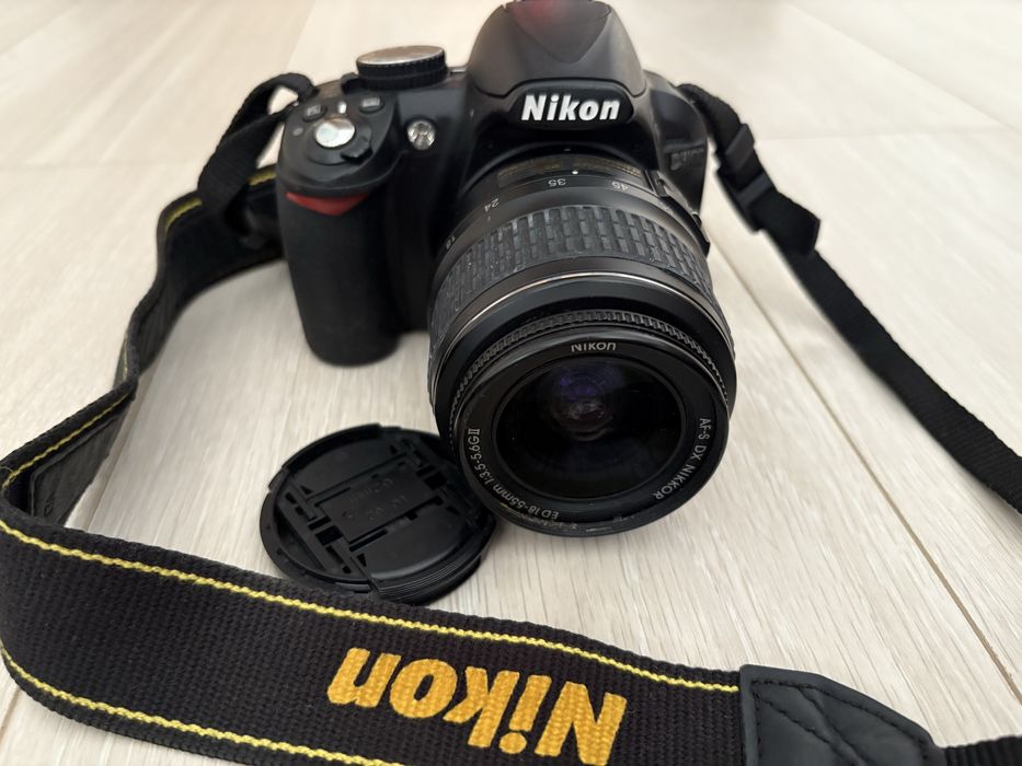 Продам фотоаппарат Nikon D3100