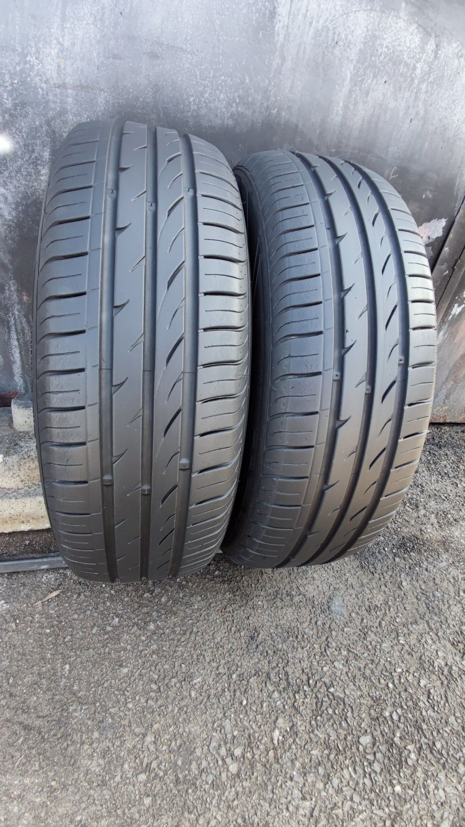 2бр. летни гуми 185/65/15 Nexen N'Blue HD 
dot22
6.8mm
Много добро със