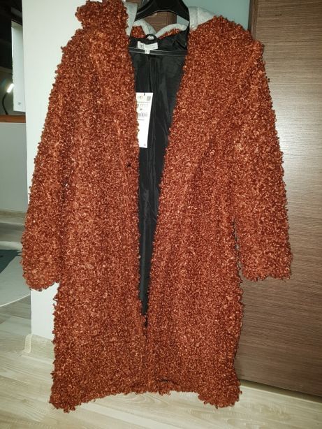 Palton Zara marimea S, nou