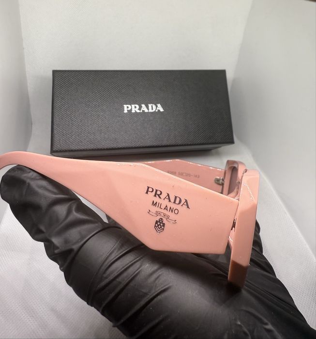 Ochelari de soare Prada Runaway Pink