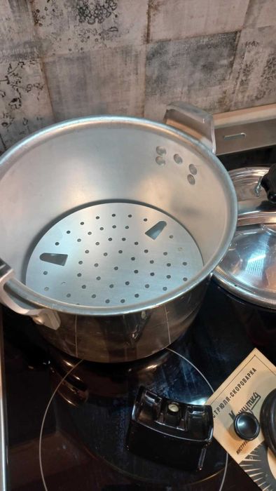 Тенджера под Налягане-НОВА