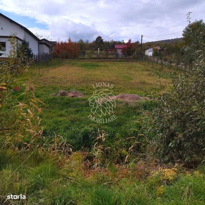 Teren intravilan 1200 mp-ideal casa-investitie-Zona Izvorul Rece