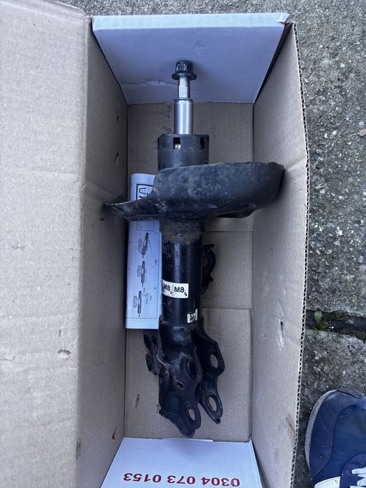 Ansamblu suspensie fara arc Toyota Corolla 2.0