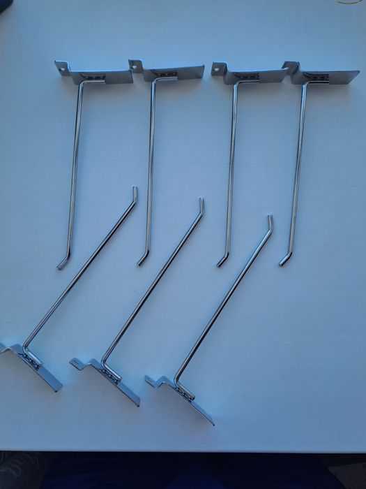 Крючки для экономпанелей