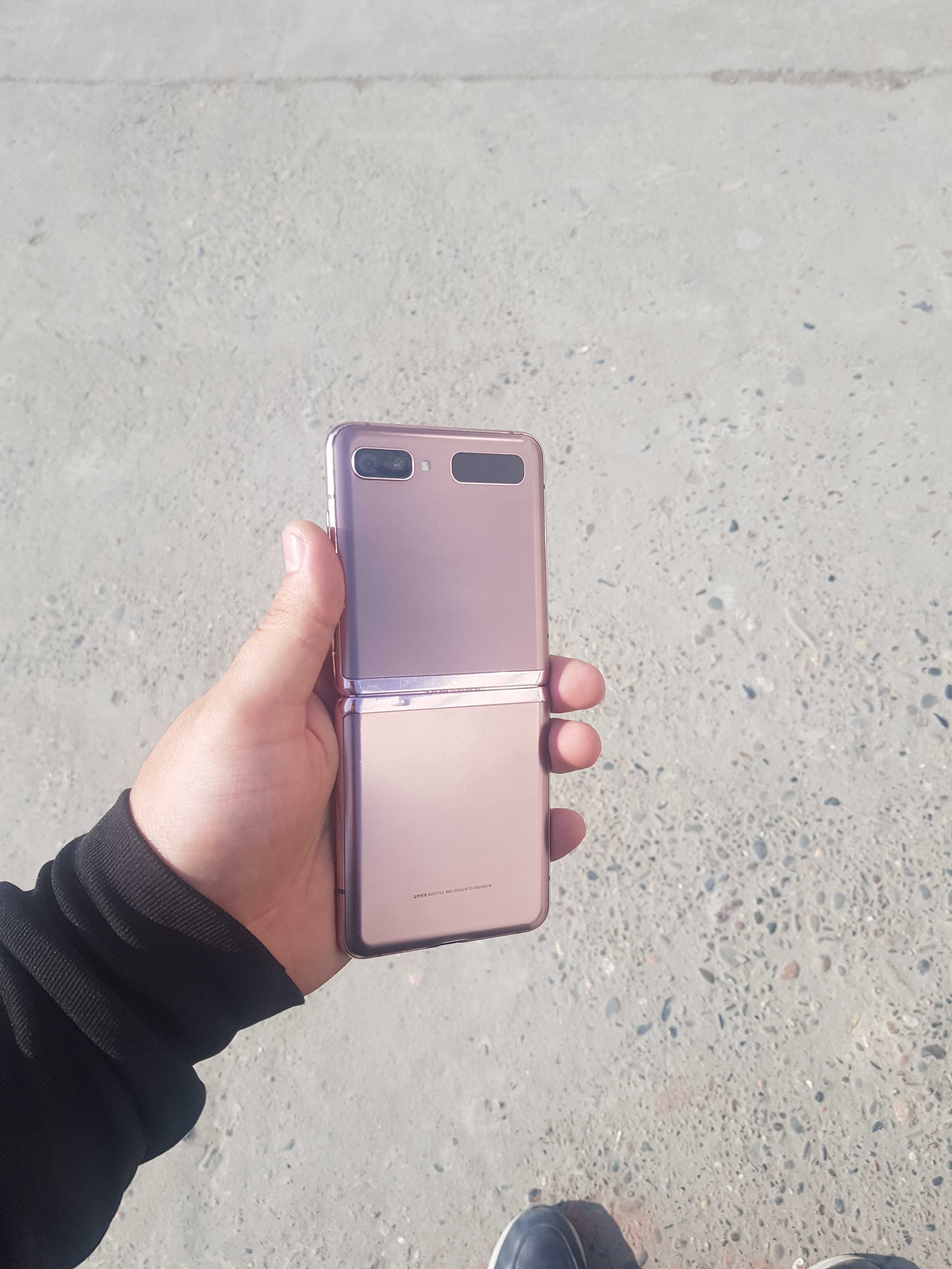 Samsung z flip 256gb