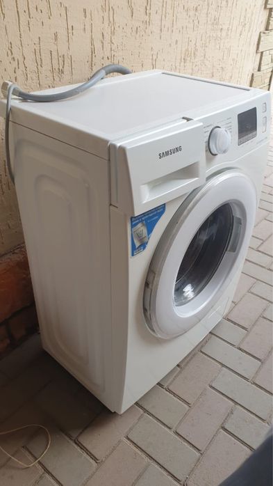 стиральная машинка samsung eco bubble. загрузка 6кг.б/у