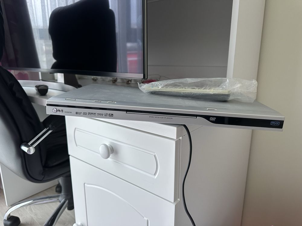 Продавам DVD Player LG DVX9700