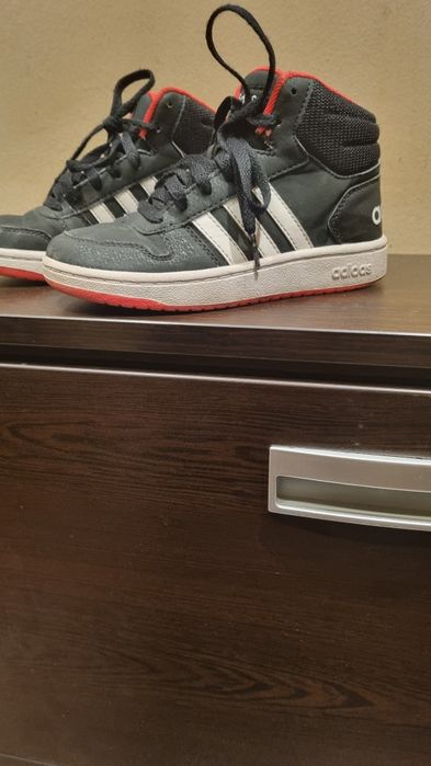 Зимни кецове Adidas