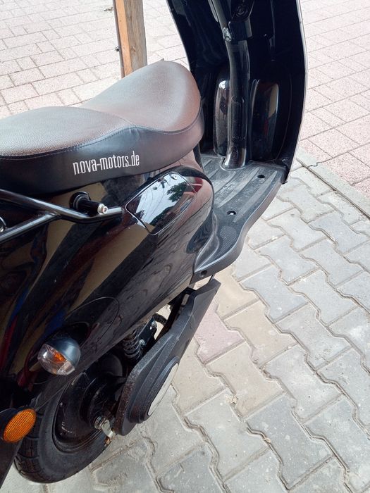 Vând motoscuter electric