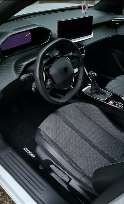 Vând Peugeout 2008 ,1.2 benzina din 2024