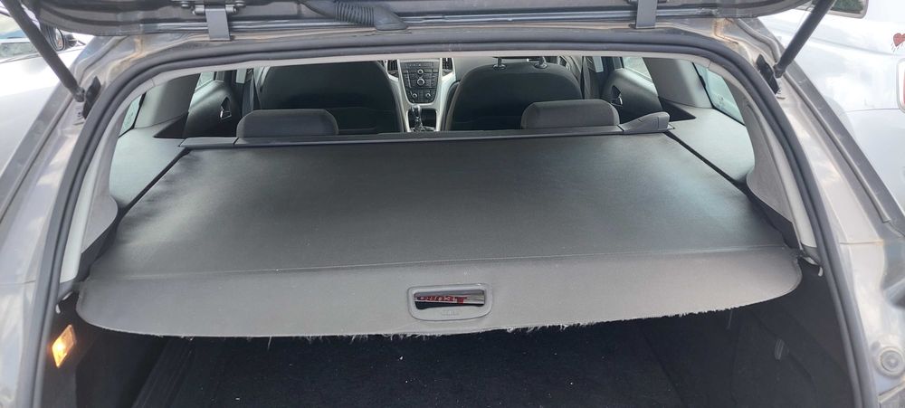 Opel Astra 1,7 CTDI, Опел Астра J на части!
Април 2010, Комби