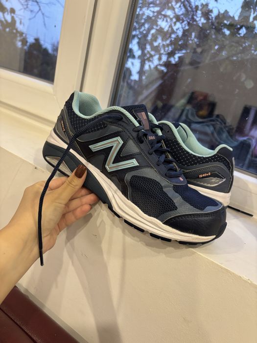 Маратонки new balance