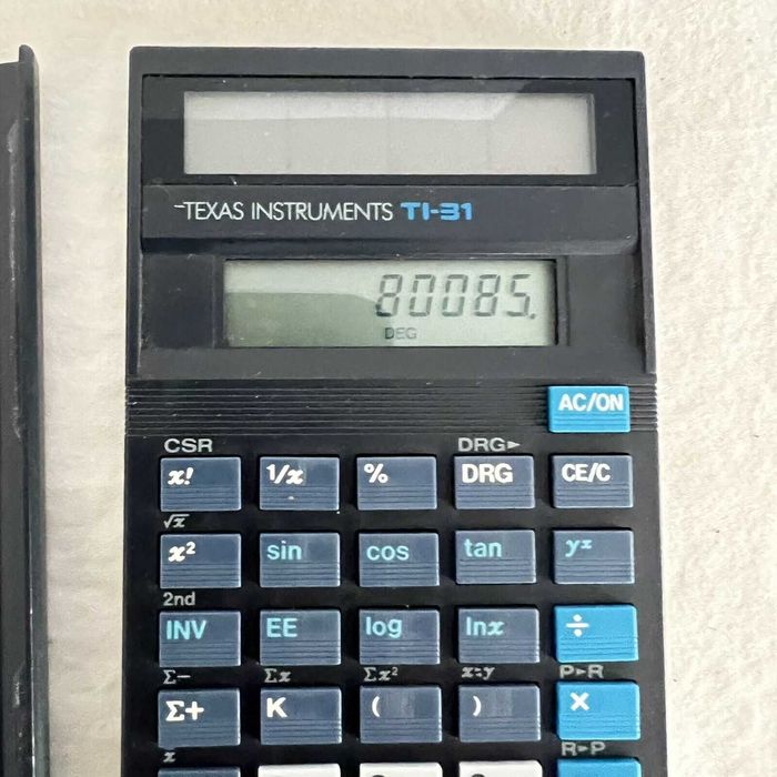 Calculator Texas Instruments Ti-31 Solar Scientific Calculator