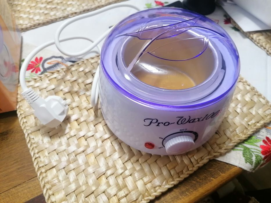 Vând încălzitor de ceară