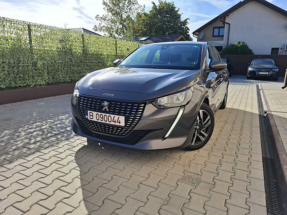 Peugeot 208 1.2i/101Cp ModelAllure Automatic Extra-Full TVA DEDUCTIBIL