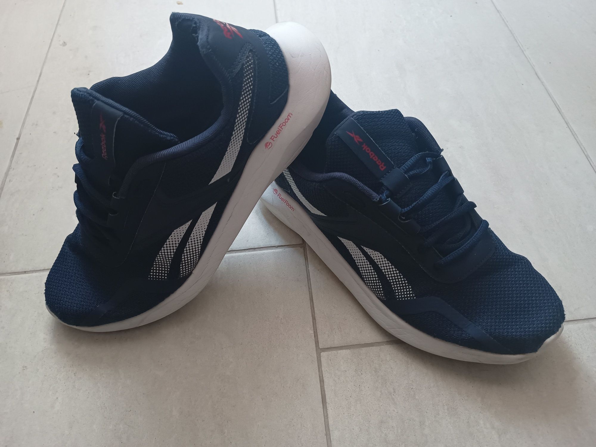 Reebok Foam маратонки номер 42 запазени