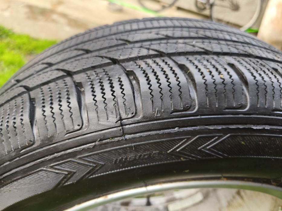 Vand set jante și anvelope 225.60 R17