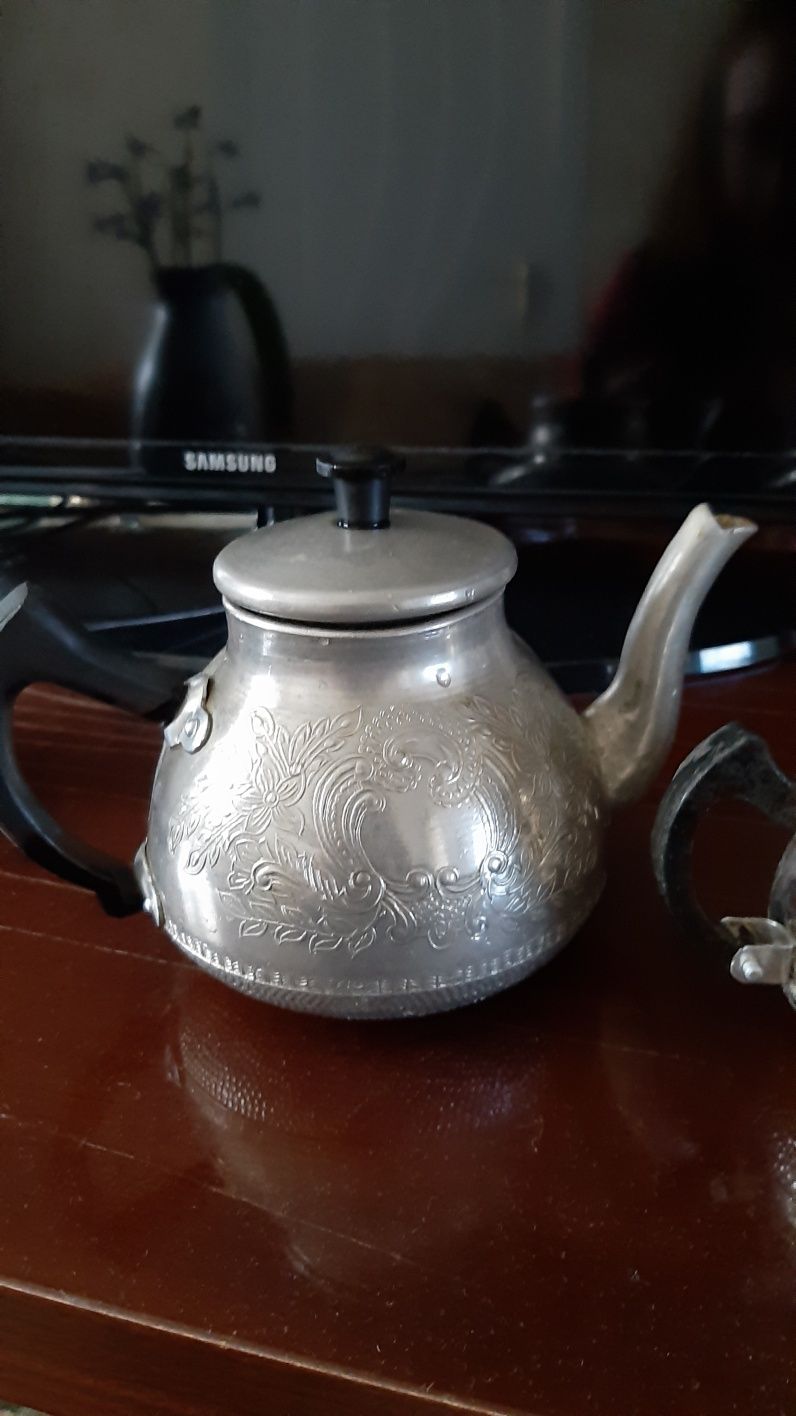 Чайник и молочник СССР.
