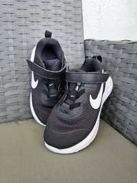 Adidasi Nike EUR 27