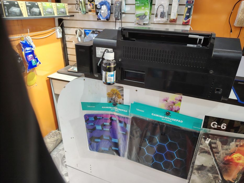 Printer sotiladi Epson L805