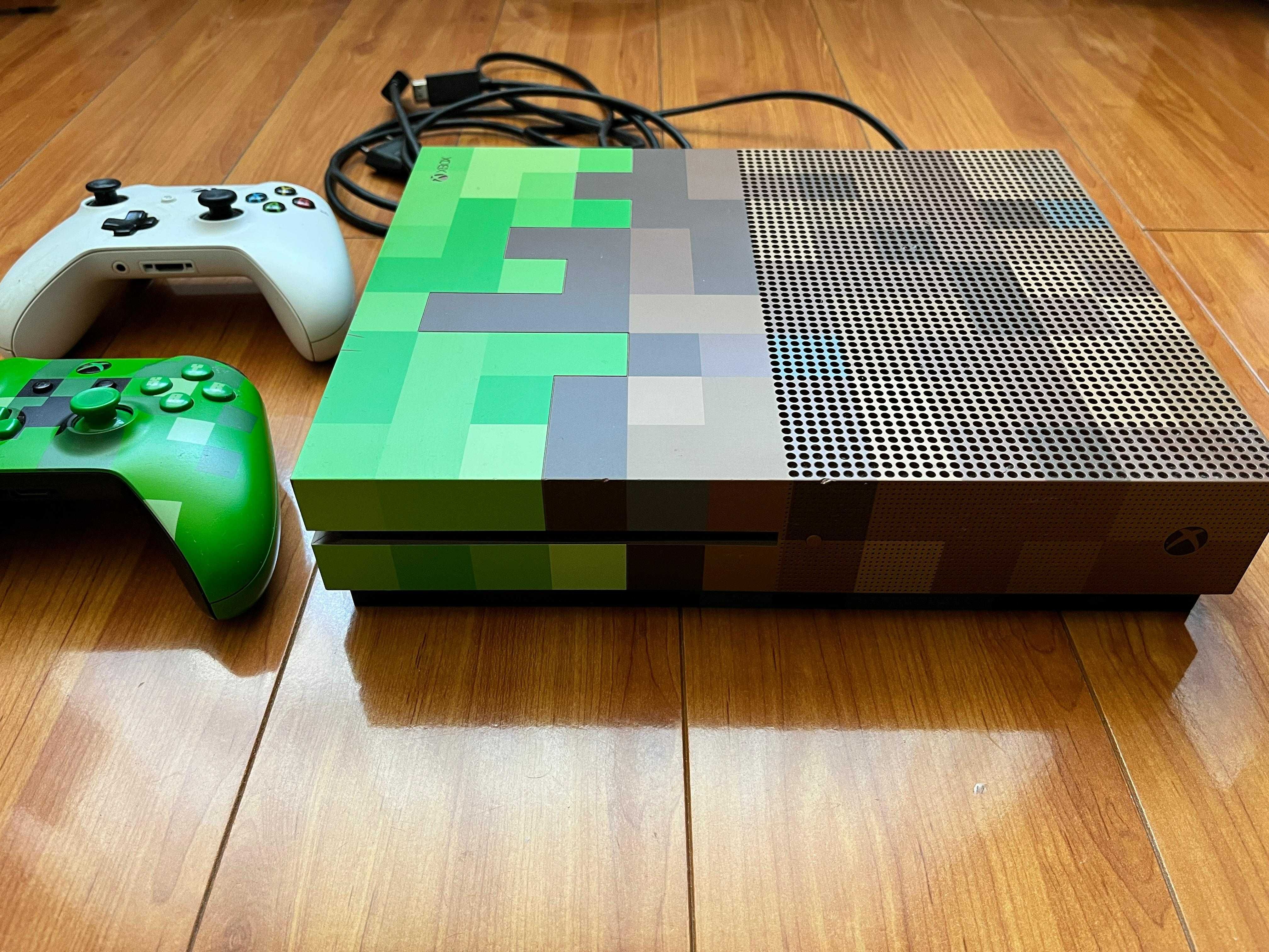 Xbox One S Minecraft edition 1 TB