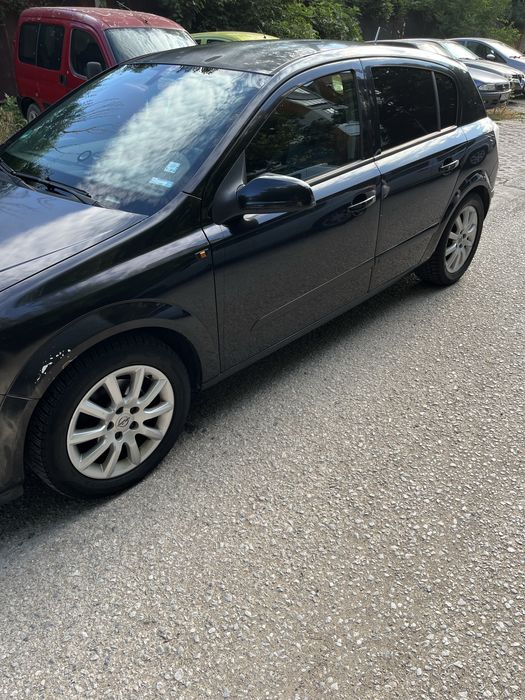 Опел Астра H 1.8