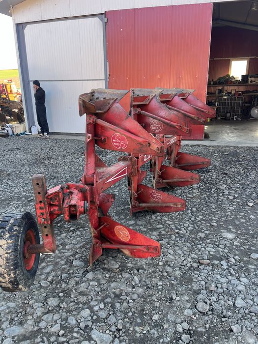 Plug Naud 3+1 brazde