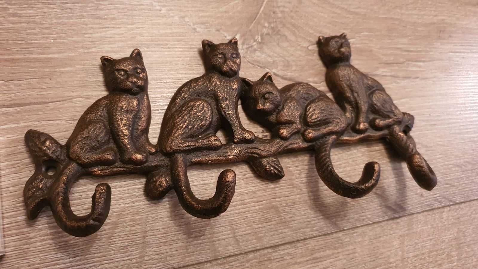 Чугунена закачалка–4 Котета.