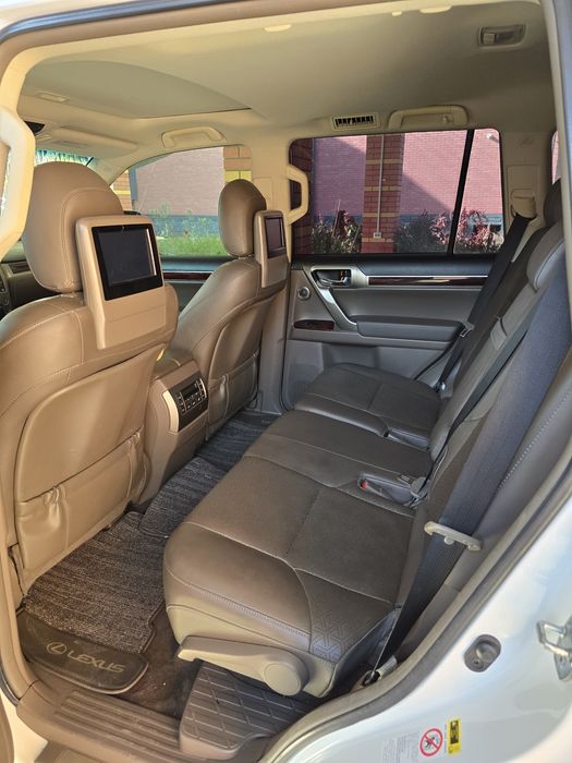Lexus GX460 Benzin