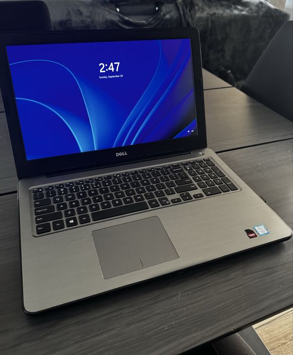 Laptop Dell Insprion 15| i5 | 16GB RAM | Radeon