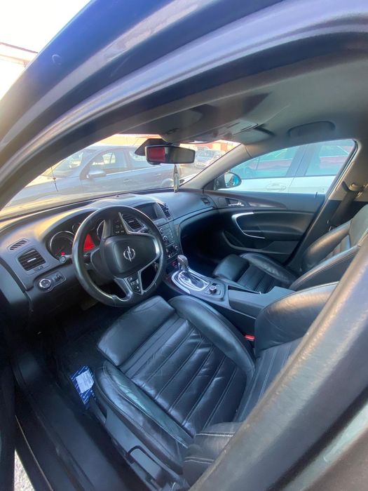 Dezmembrez opel insignia 2.0