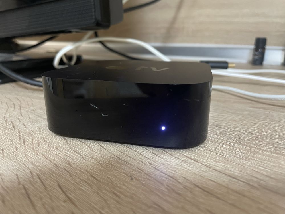 Apple tv 4 HD части/ремонт