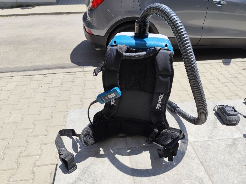 Makita акумулаторна гръбна прахосмукачка