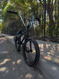Продам велосипед Custom BMX (Профессиональный) ТОРГ