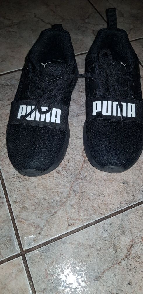 adidasi puma fete