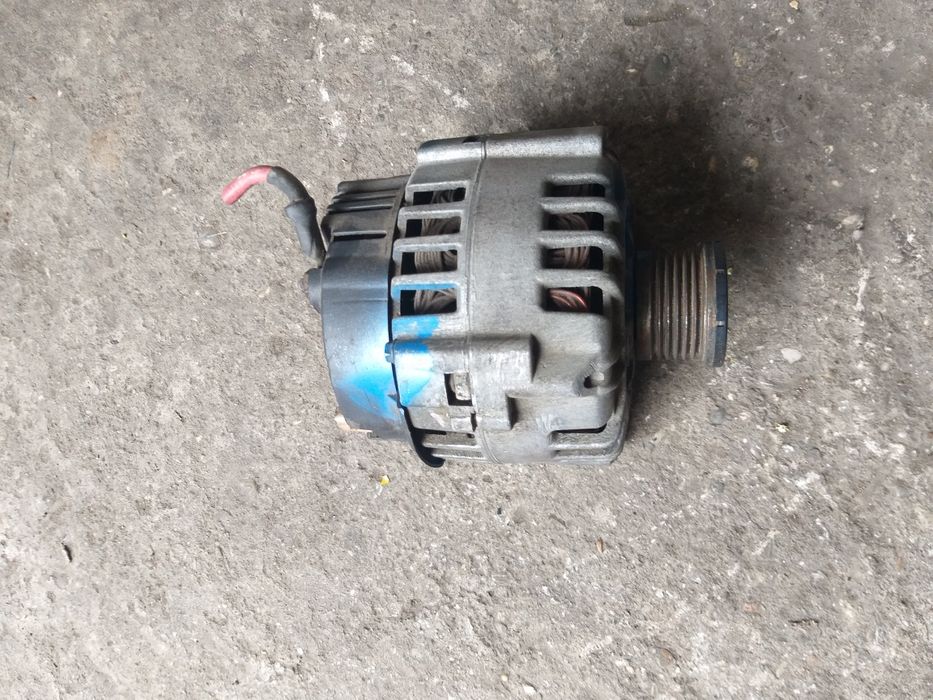 Alternator Renault Master 2.5 dci 2.2 dci cod 8200495305 Opel Movano