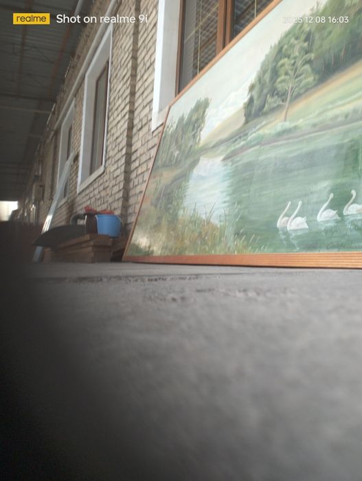 Kartina sotiladi narxi 300 ming yana kelishib beriladi Qoʻlda chizilga