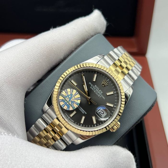 rolex datejust gray dial 36,mm lady