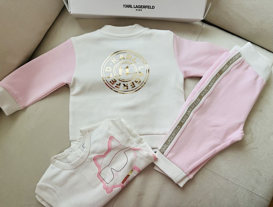 Karl Lagerfeld комплект за бебе и обувки