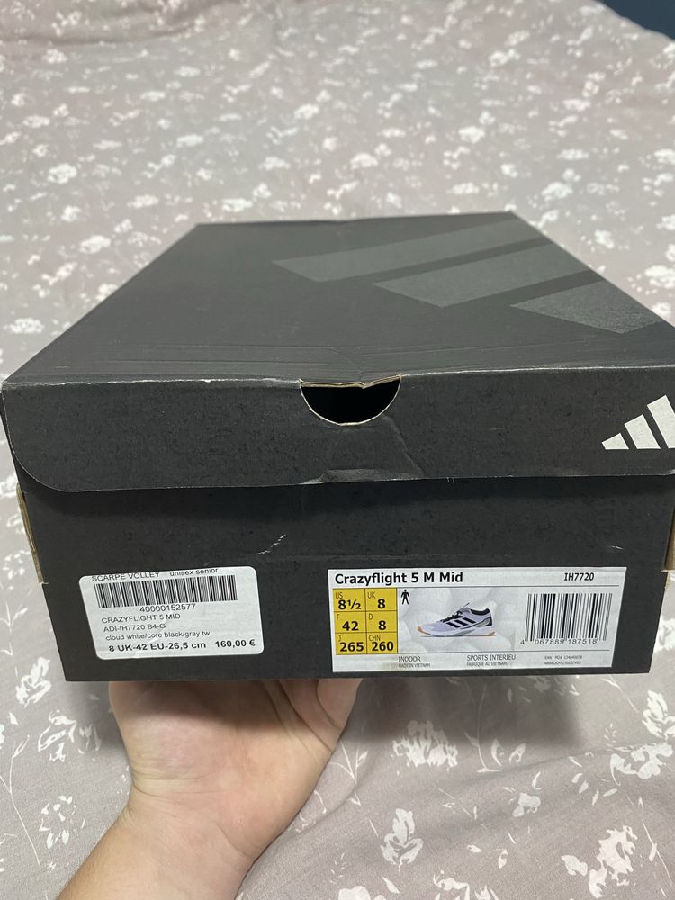 Papuci adidas Crazyflight M Mid